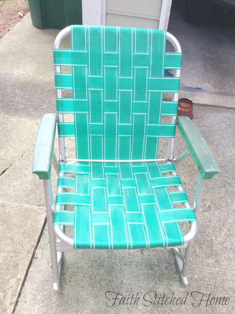 Vintage webbed lawn chair